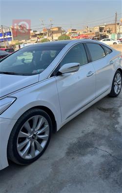 هیوندای ازێرا